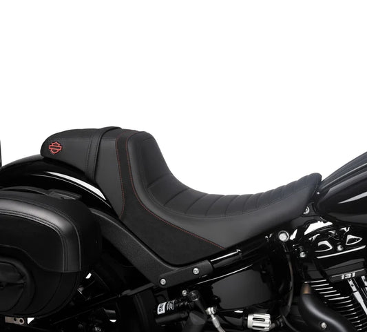 Harley-Davidson® Switchback Seat – Red Stitch