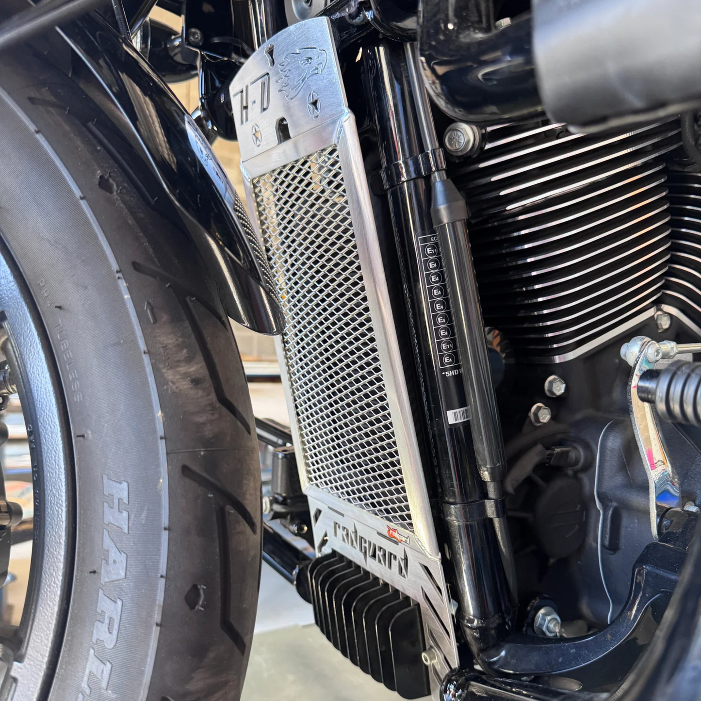 Rad Guard - Oil Cooler Cover - '25+ Low Rider ST with Moustache Crash Gaurd