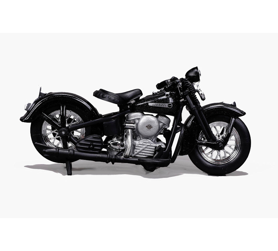 Harley-Davidson® Diecast 1:24 1950 Chevrolet 3100 & 1948 FL Panhead