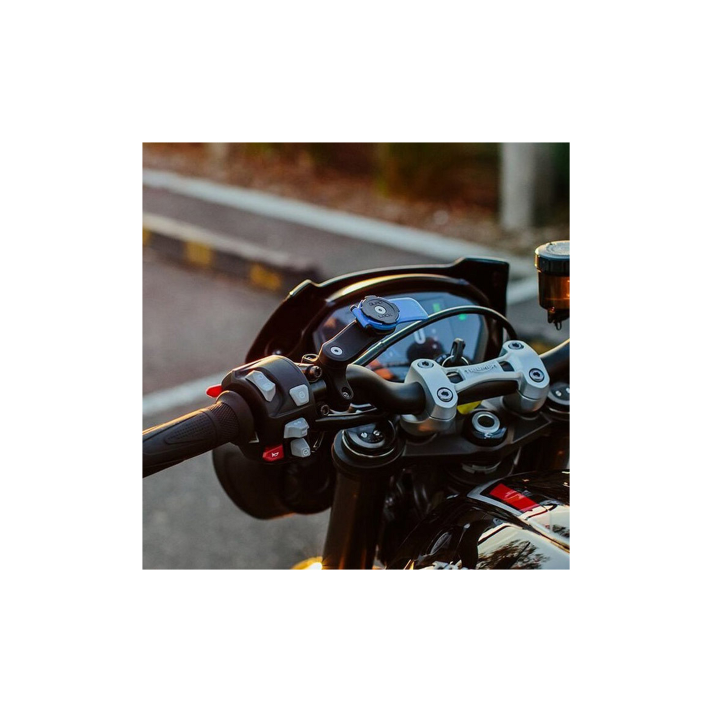 Quad Lock® Motorcycle Handlebar Mount