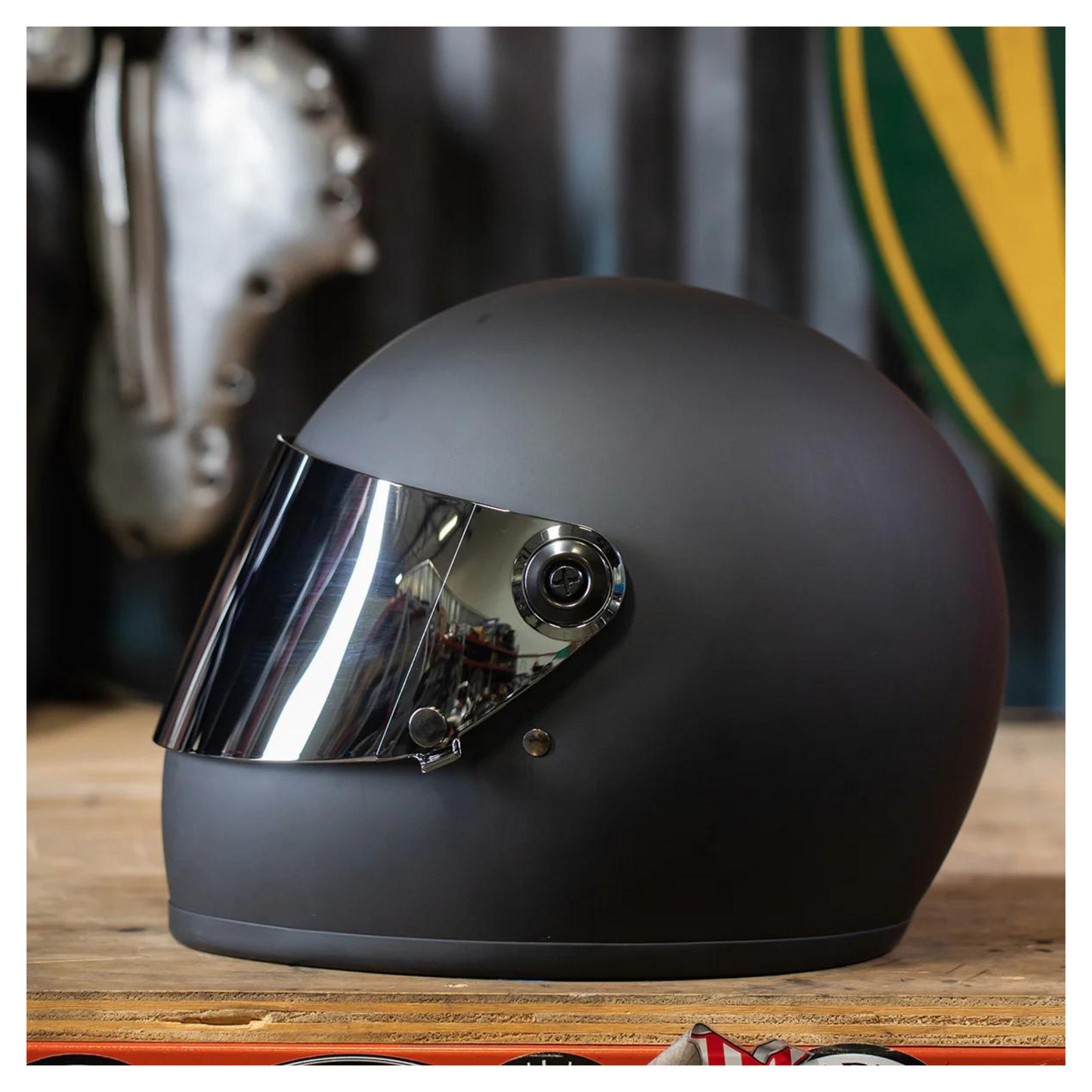 Biltwell Gringo S Gen 2 Flat Shield - Chrome Mirror