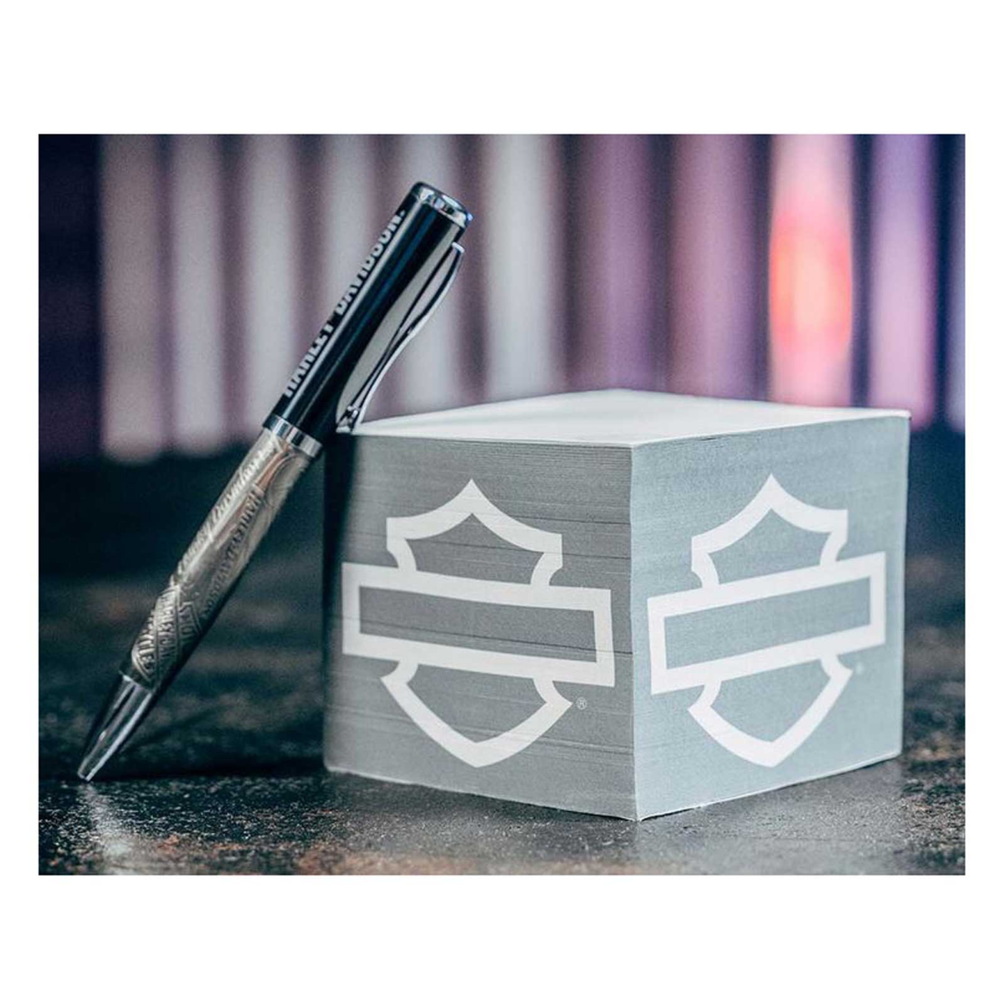 Harley-Davidson® Open Bar & Shield Note Cube