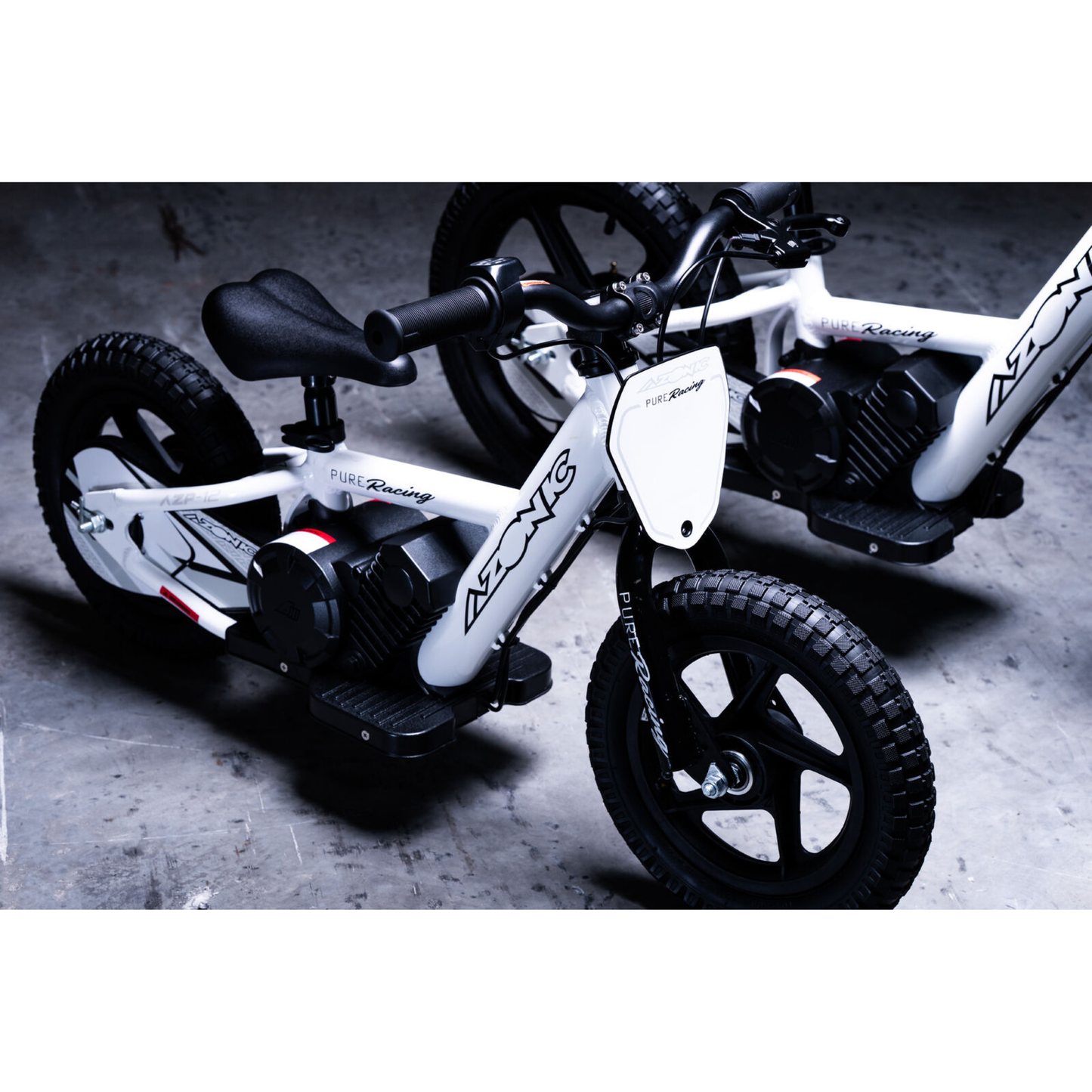 Azonic Pure 12 - 24V / 5.2Ah / 150W - White/Black